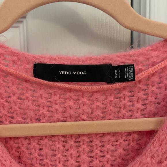 Vero Moda Bubblegum Pink V-Neck Chunky Knit Sweater - Picture 2 of 4